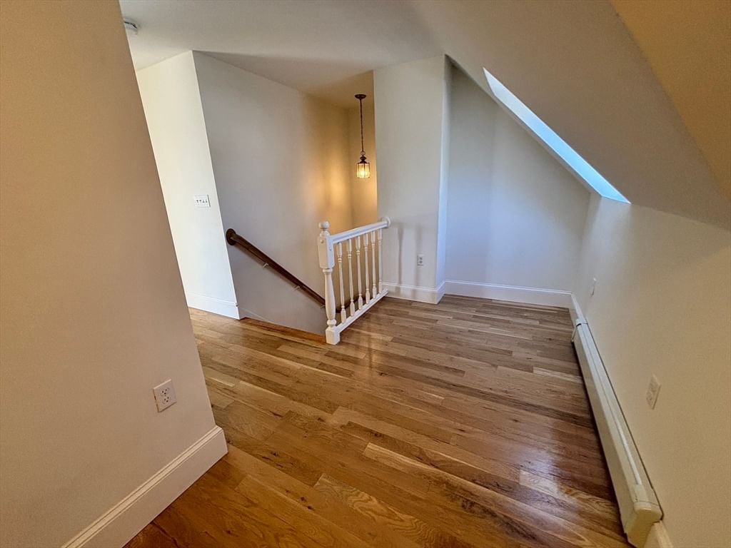 263 East Main Street Gloucester — Photo 17 of 35