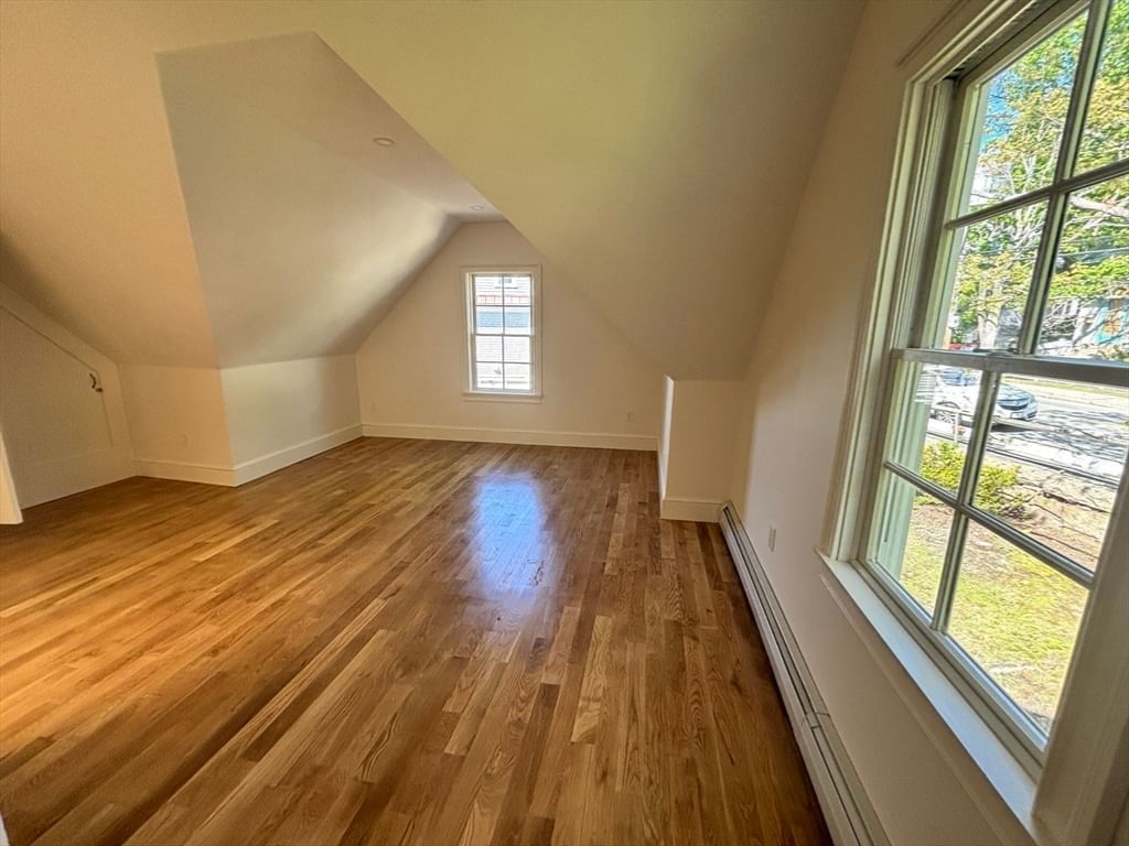 263 East Main Street Gloucester — Photo 18 of 35