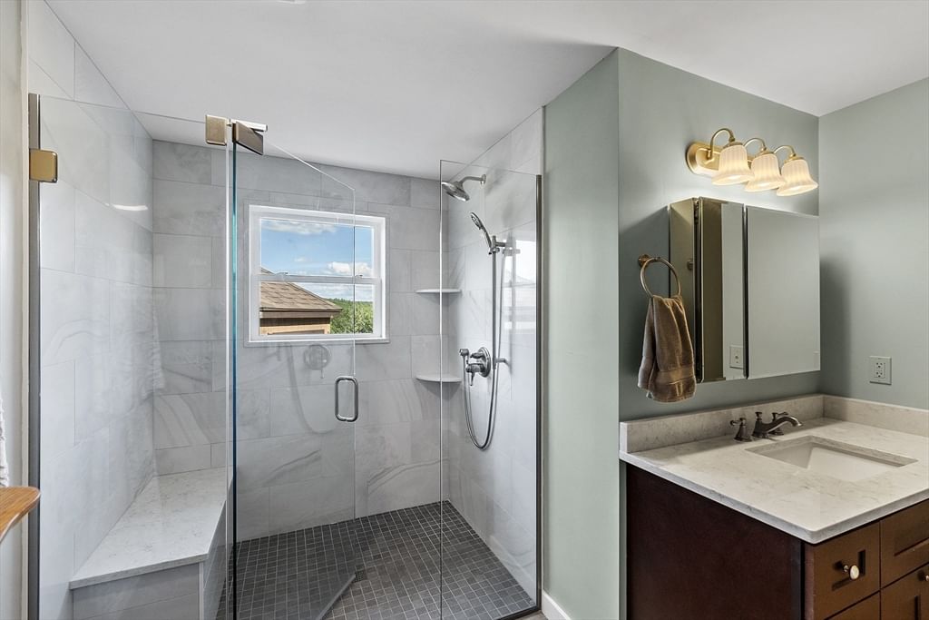 148 West St, New Salem, MA 01355 photo 5