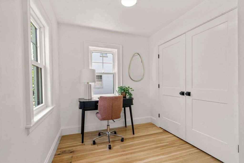 15 Freeman St Newton — Photo 18 of 30
