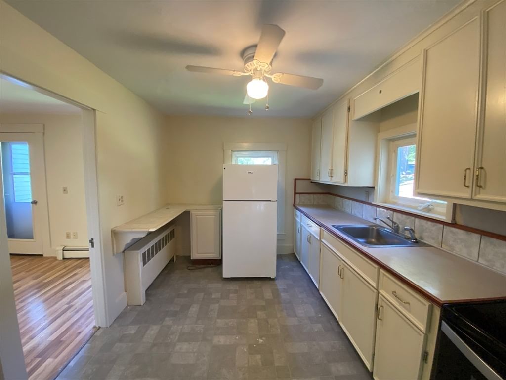 10 E Prospect St, Erving, MA 01344 photo 2