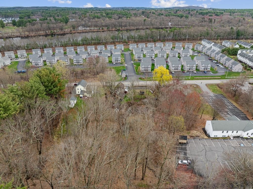 114 Middlesex Road Tyngsborough — Photo 10 of 36