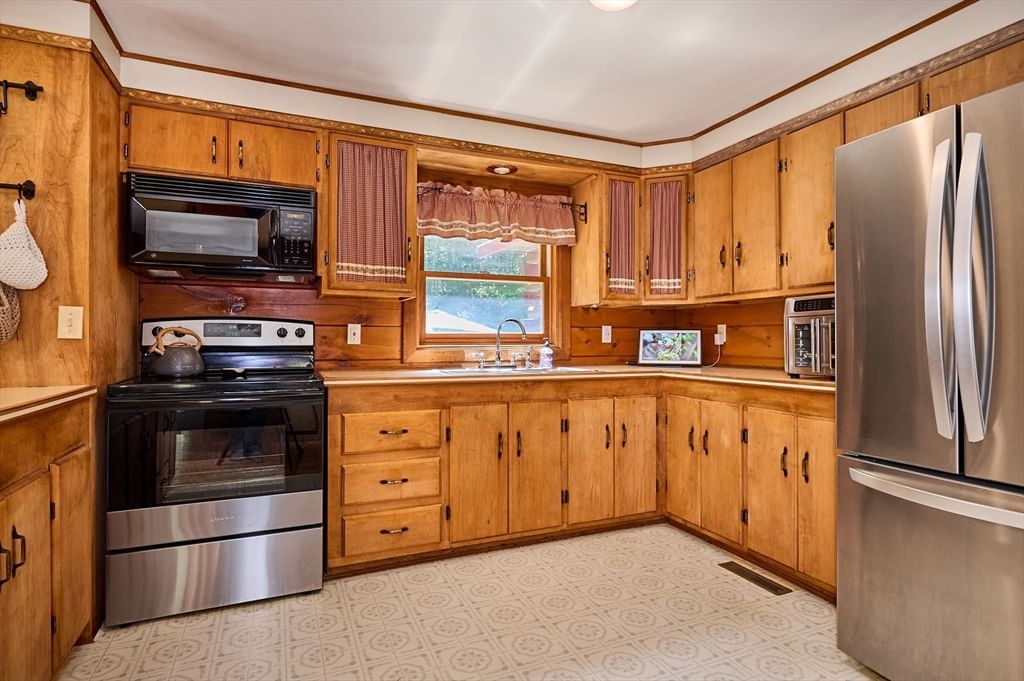 143 Charlemont Road, Buckland, MA 01339 photo 2