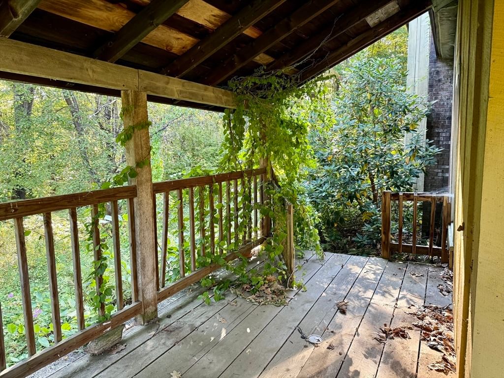 339 S Shelburne Rd, Shelburne, MA 01370 photo 5