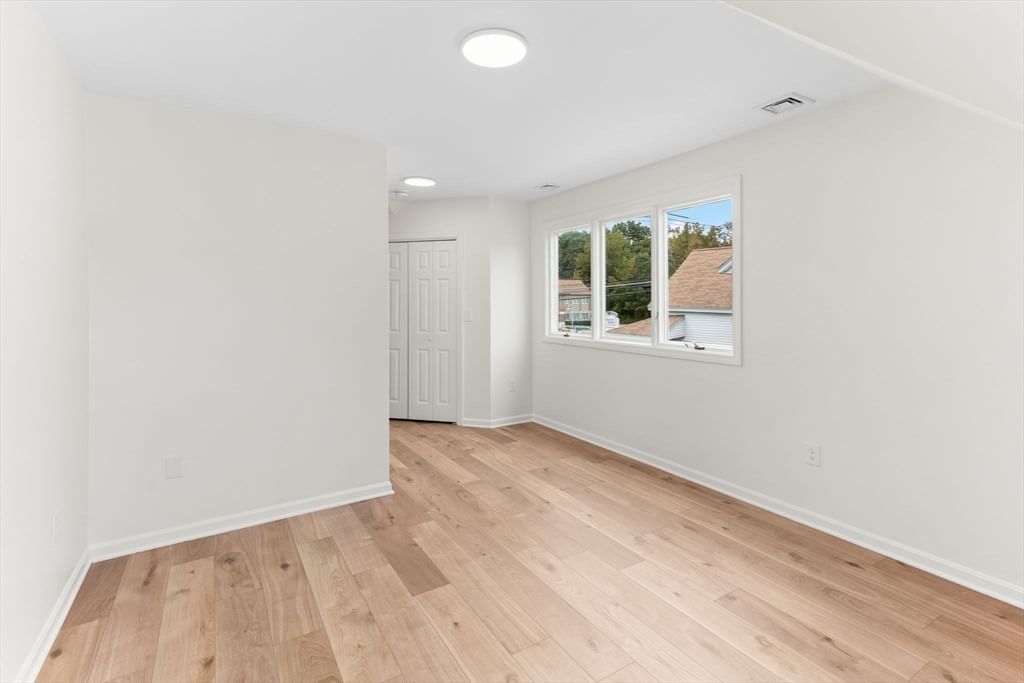280 Washington St Easton — Photo 21 of 40