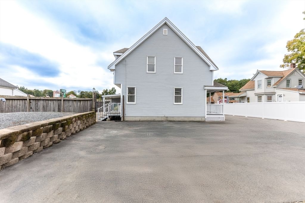 280 Washington St Easton — Photo 25 of 40
