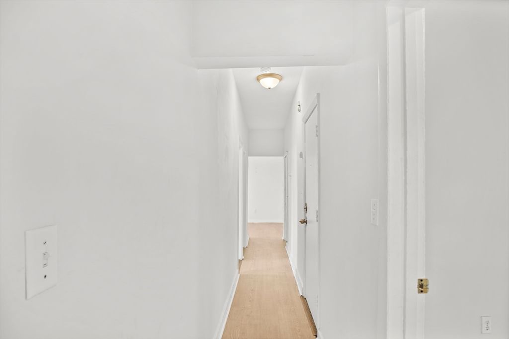 252-254 Magnolia St Boston — Photo 17 of 35