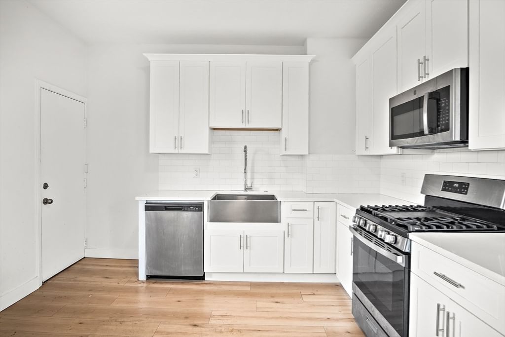 252-254 Magnolia St Boston — Photo 6 of 35