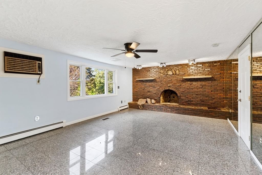227 Walnut Street Saugus — Photo 18 of 41