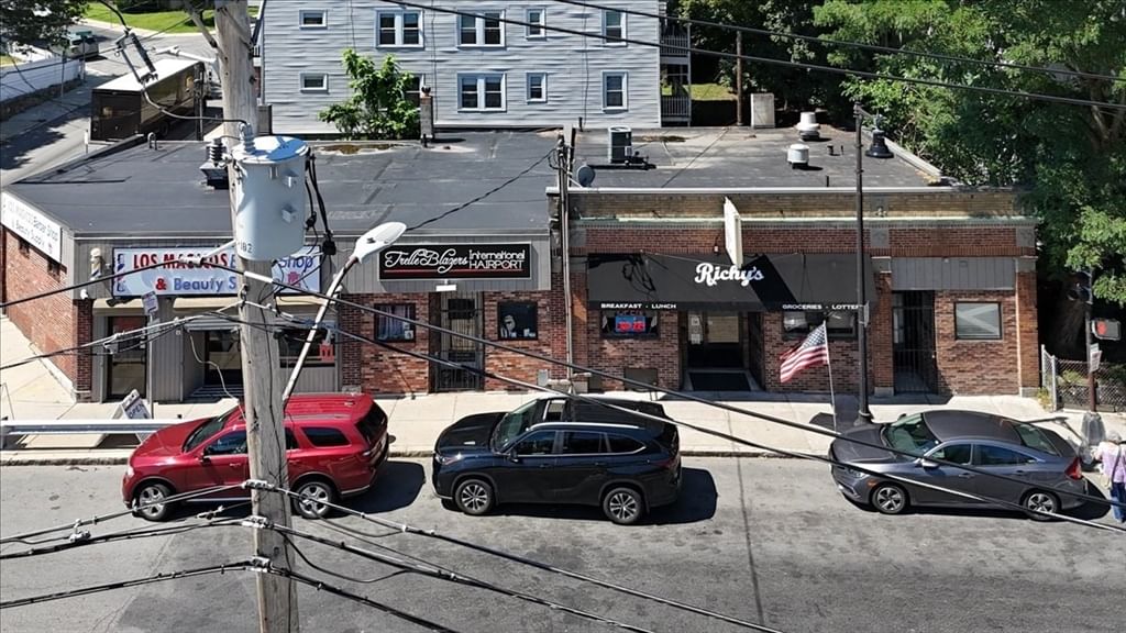 1459-1469 River Street Boston — Photo 3 of 19