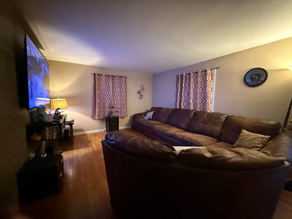 178 Lafayette St, New Bedford, MA 02745