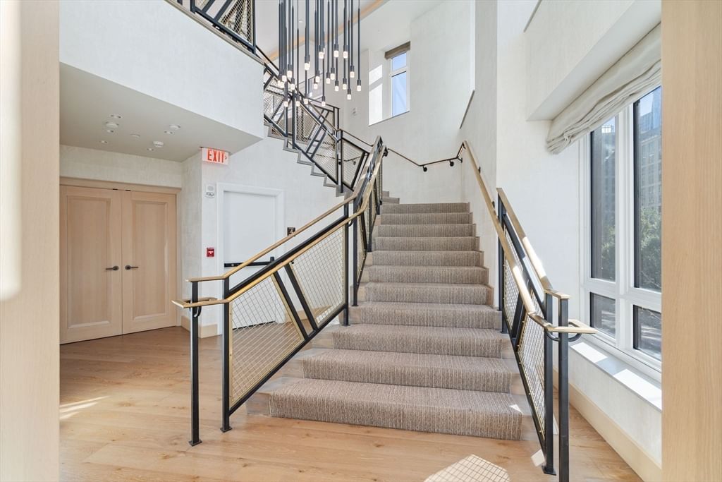 100 Lovejoy Wharf #PH 1B Boston — Photo 37 of 41