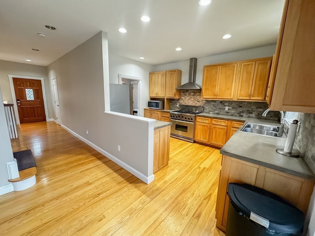 473 North Poland Rd, Conway, MA 01341 photo 2