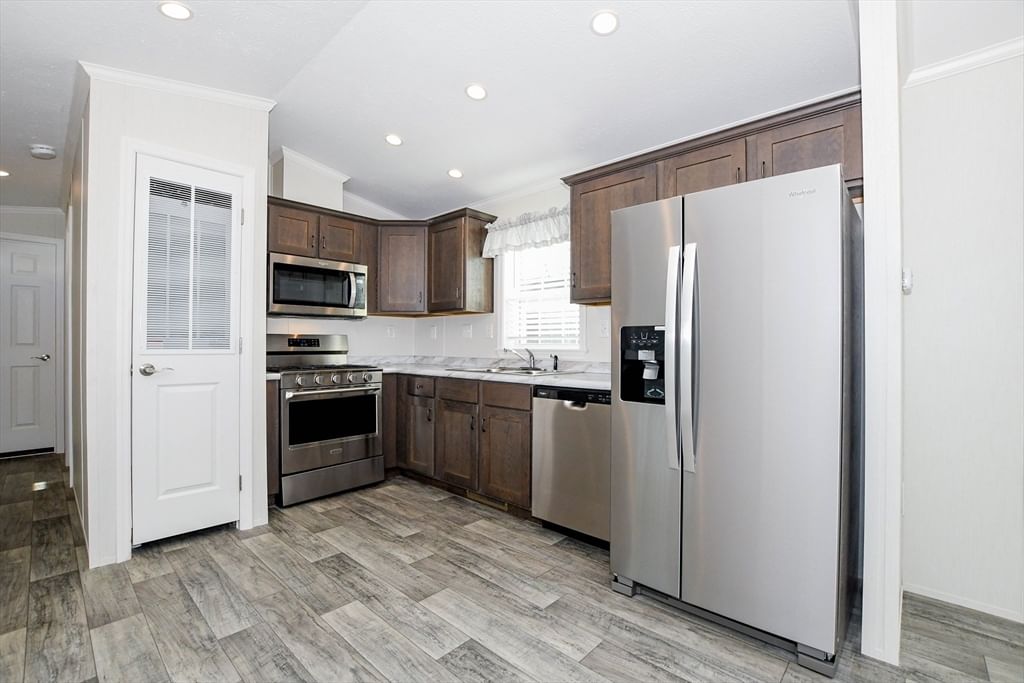 3040 Cranberry Hwy #32 Wareham — Photo 10 of 23