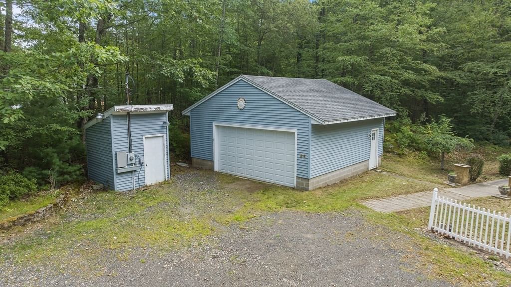 Listing Image 27