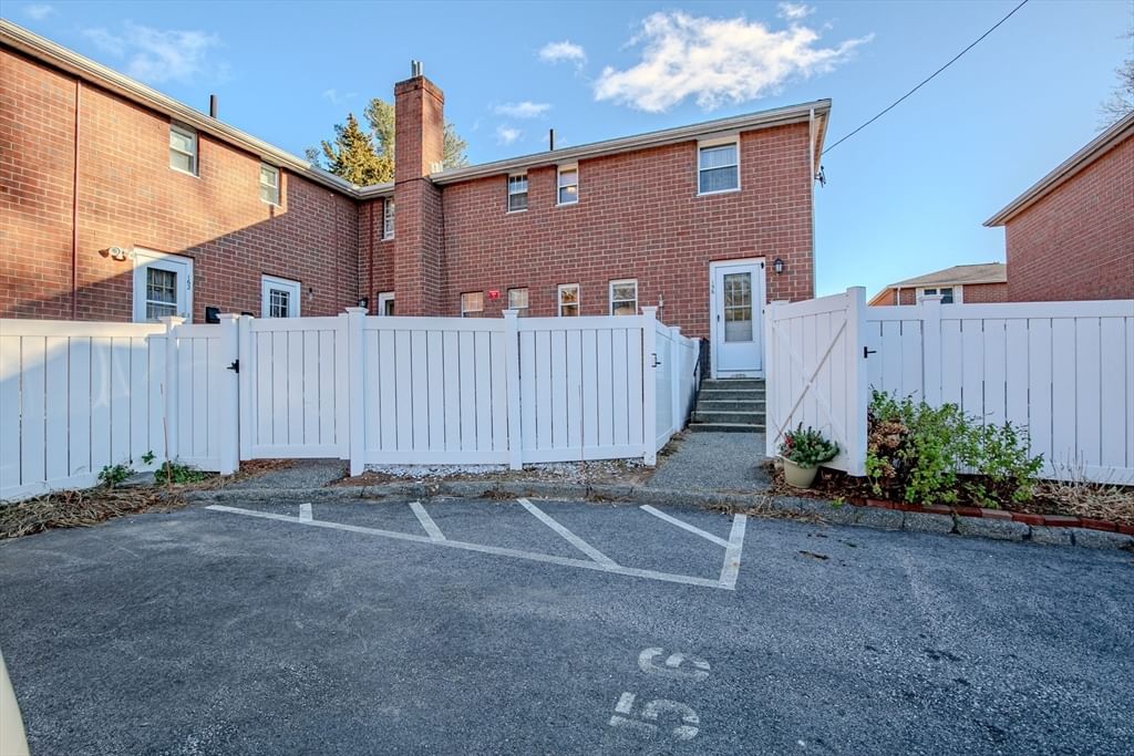 Listing Image 20