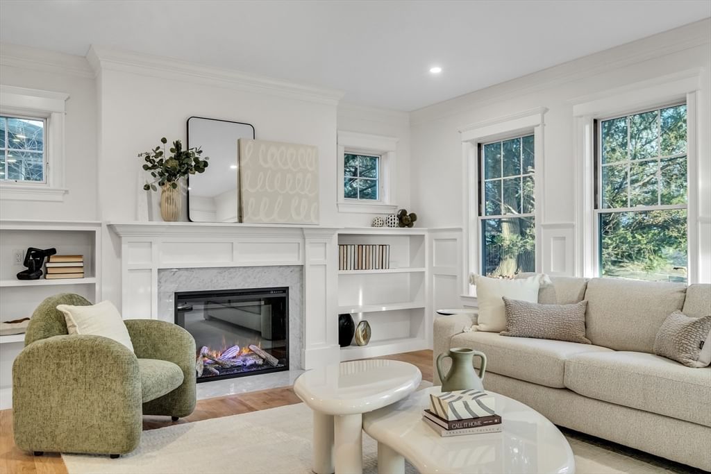 19 Deering Lexington — Photo 11 of 42