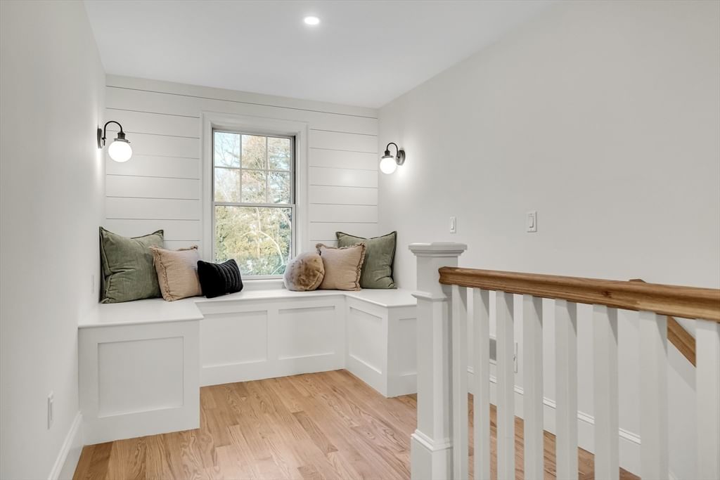 19 Deering Lexington — Photo 36 of 42