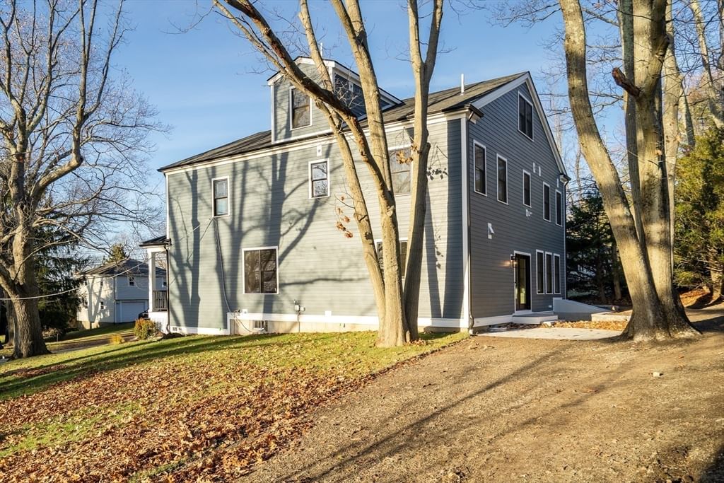 19 Deering Lexington — Photo 38 of 42