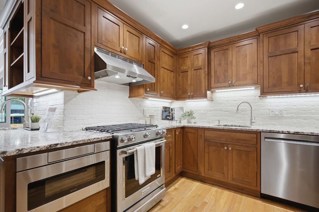 149a Bishop Allen Drive #A Cambridge — Photo 12 of 28