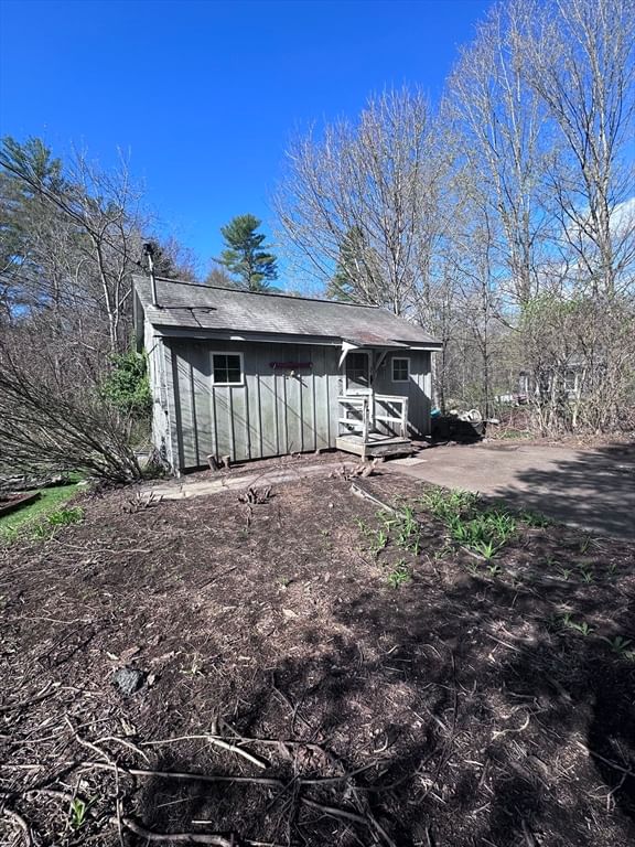 404 Sylvester Rd Northampton — Photo 6 of 6
