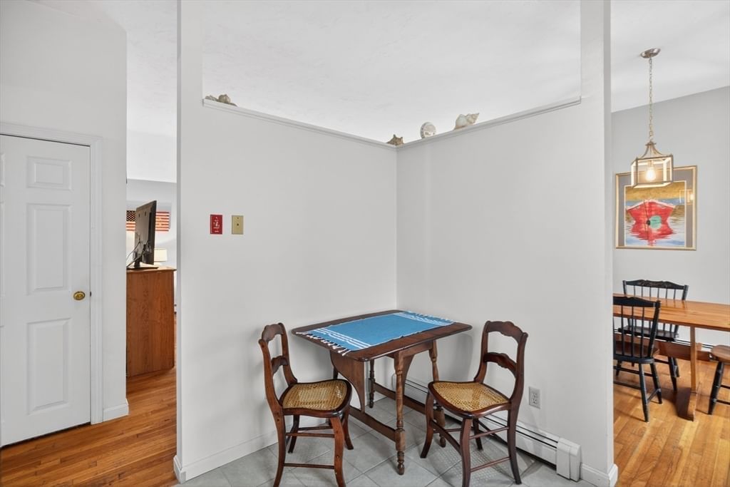 33 Duck Marsh Ln Chatham — Photo 20 of 36