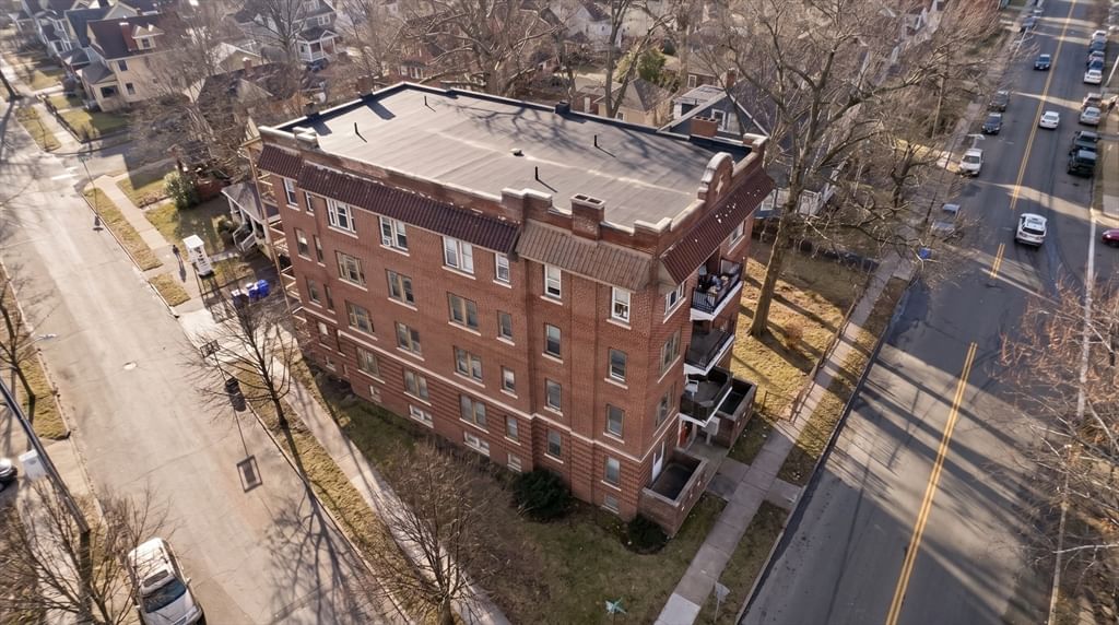 228 Belmont Ave Springfield — Photo 4 of 41