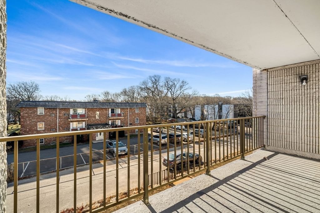 30 Skyline Dr #6 Braintree — Photo 17 of 21