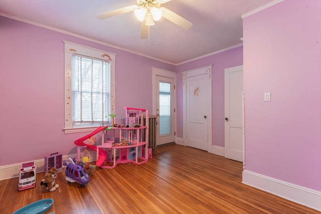 58 Appleton St Springfield — Photo 8 of 20