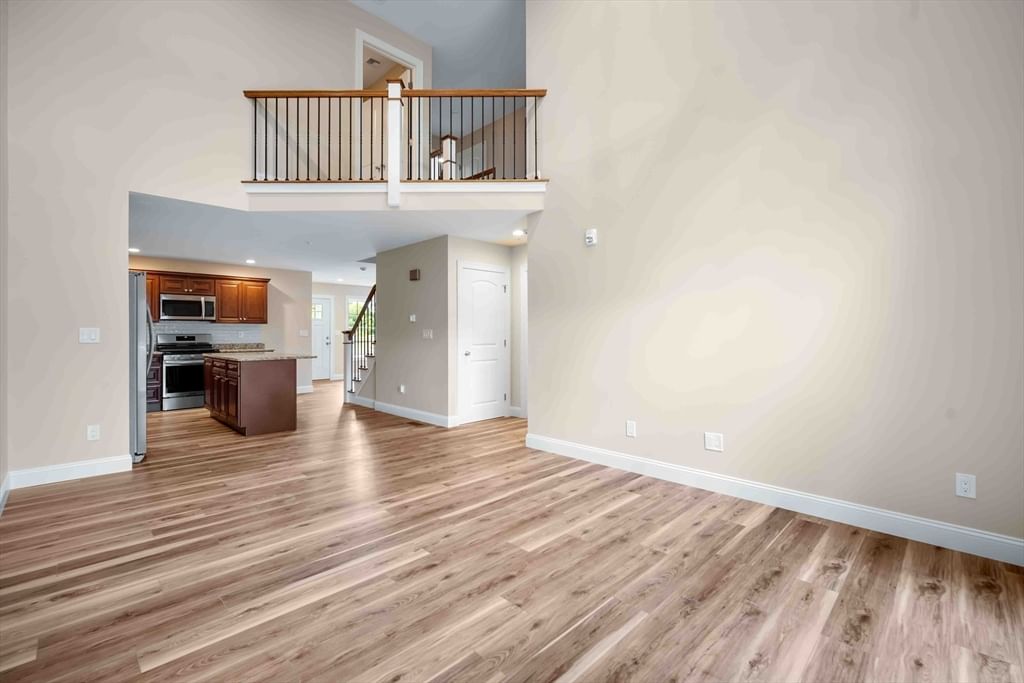 4 Sabrina Way #F Agawam — Photo 13 of 34
