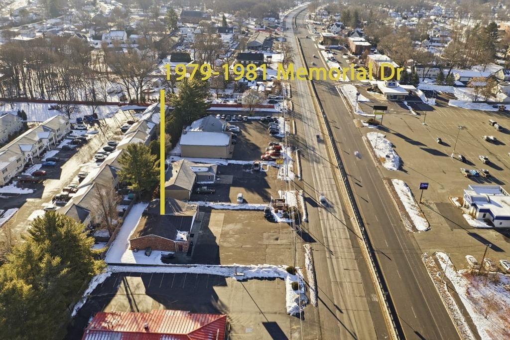 1979-1981 Memorial Dr Chicopee — Photo 19 of 27