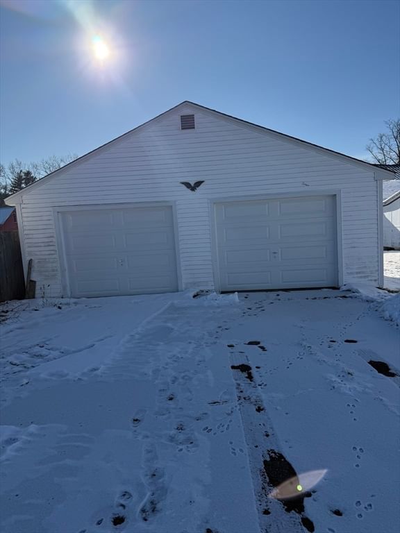 8 Semb Dr, Erving, MA 01344 photo 5