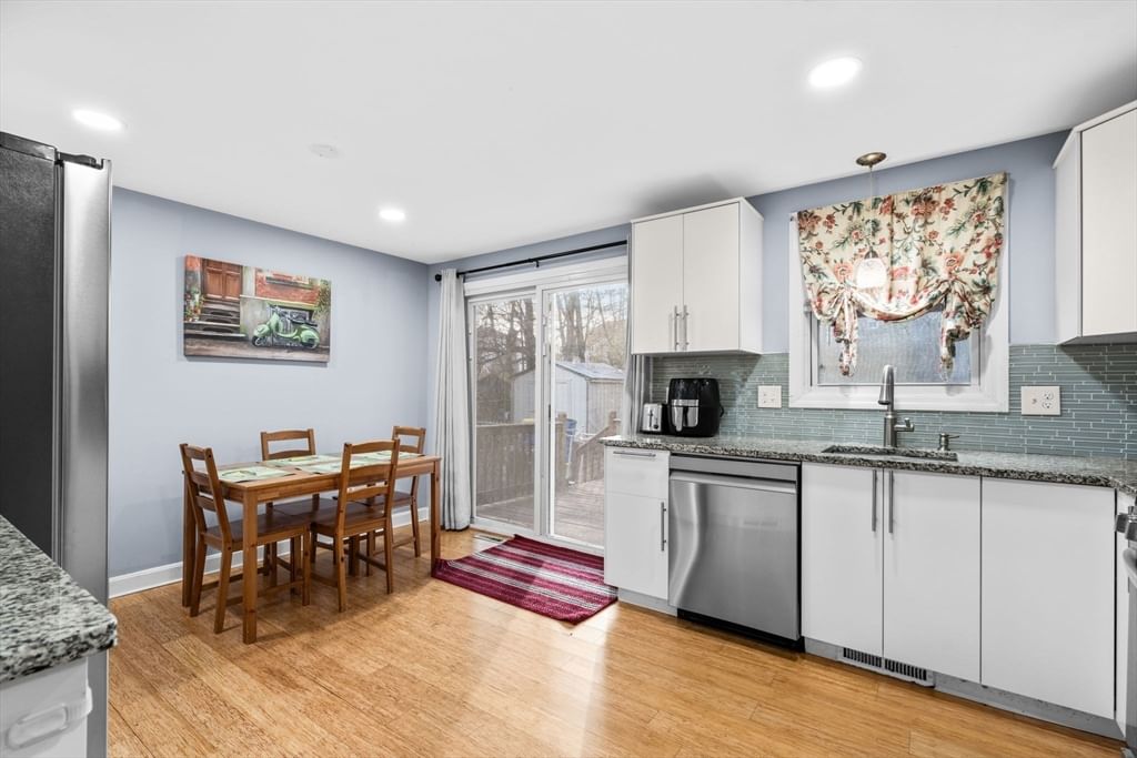 62 Emily Jeffers #62 Randolph — Photo 11 of 31