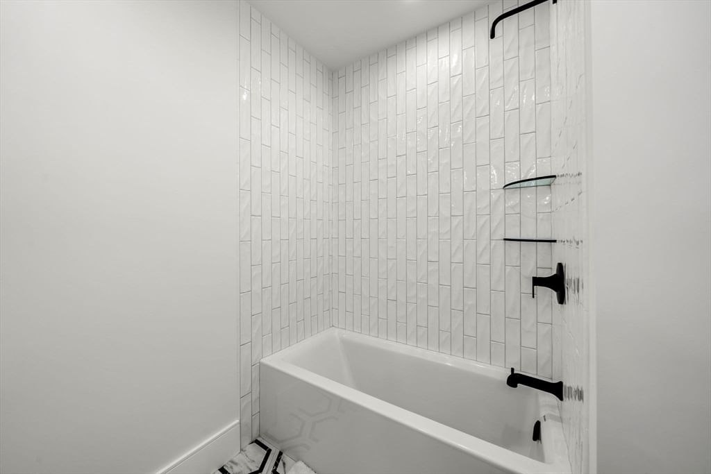 136 W 8th St #2 Boston — Photo 13 of 14