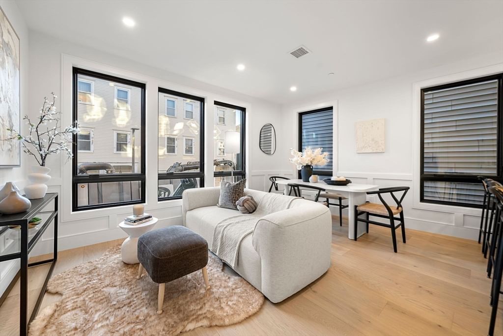 136 W 8th St #2 Boston — Photo 3 of 14