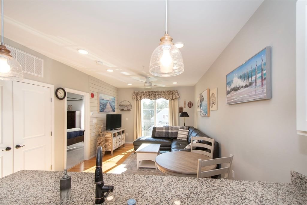 62 Mariners Way #305 Plymouth — Photo 13 of 41