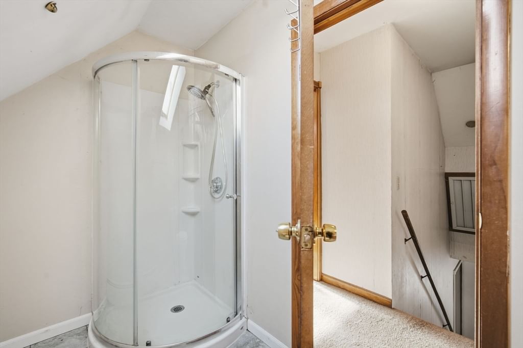 38 S Plain Rd, Sunderland, MA 01375 photo 5