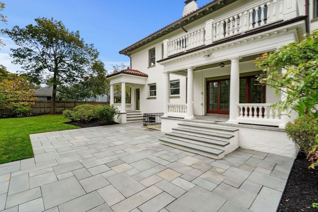 2 Ocean Avenue Swampscott — Photo 36 of 42