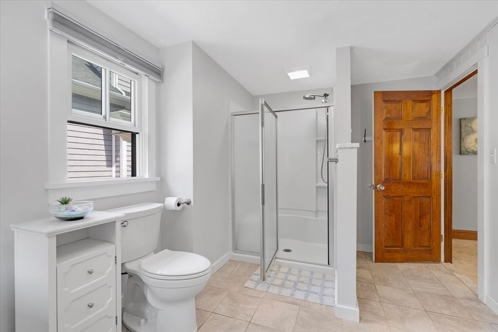 13 Pine Bluff Lakeville — Photo 15 of 39