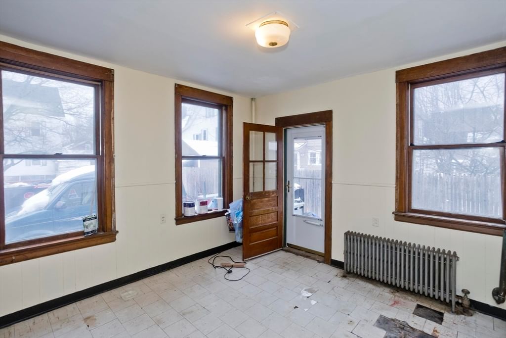 22-24 Woodbine Ave Northampton — Photo 5 of 42
