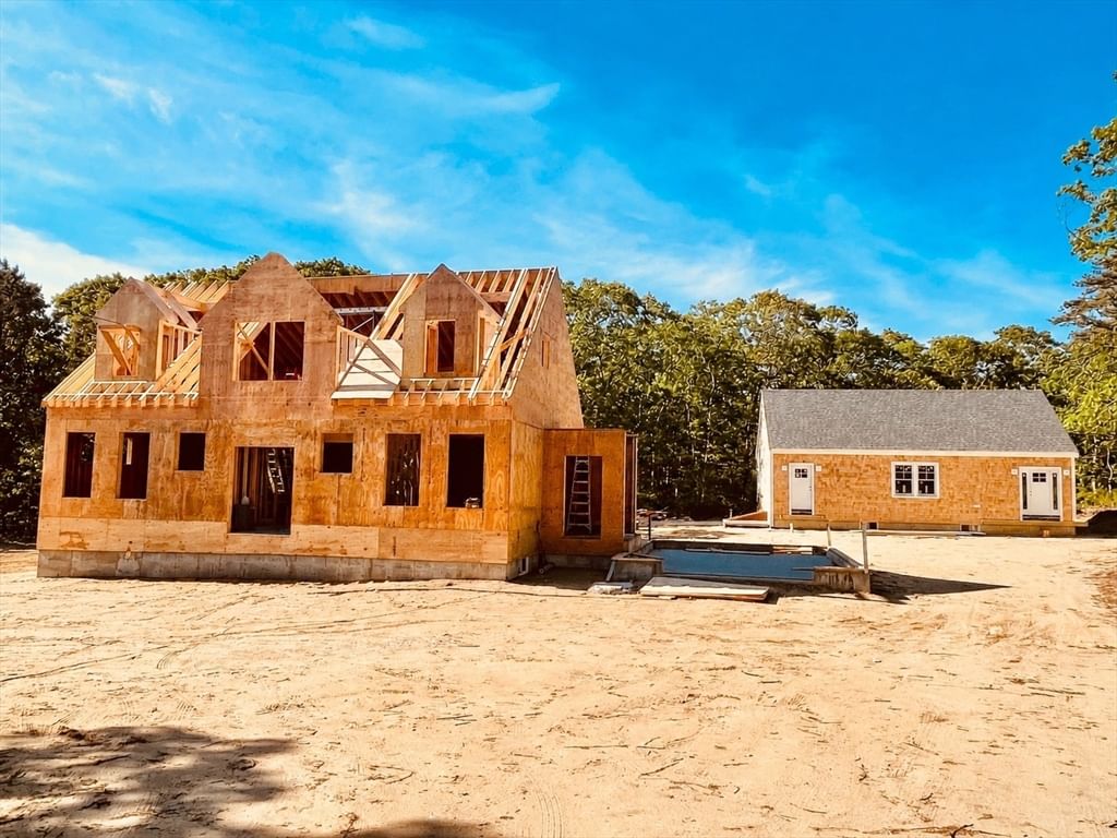 6 Laura's Way Edgartown — Photo 2 of 6