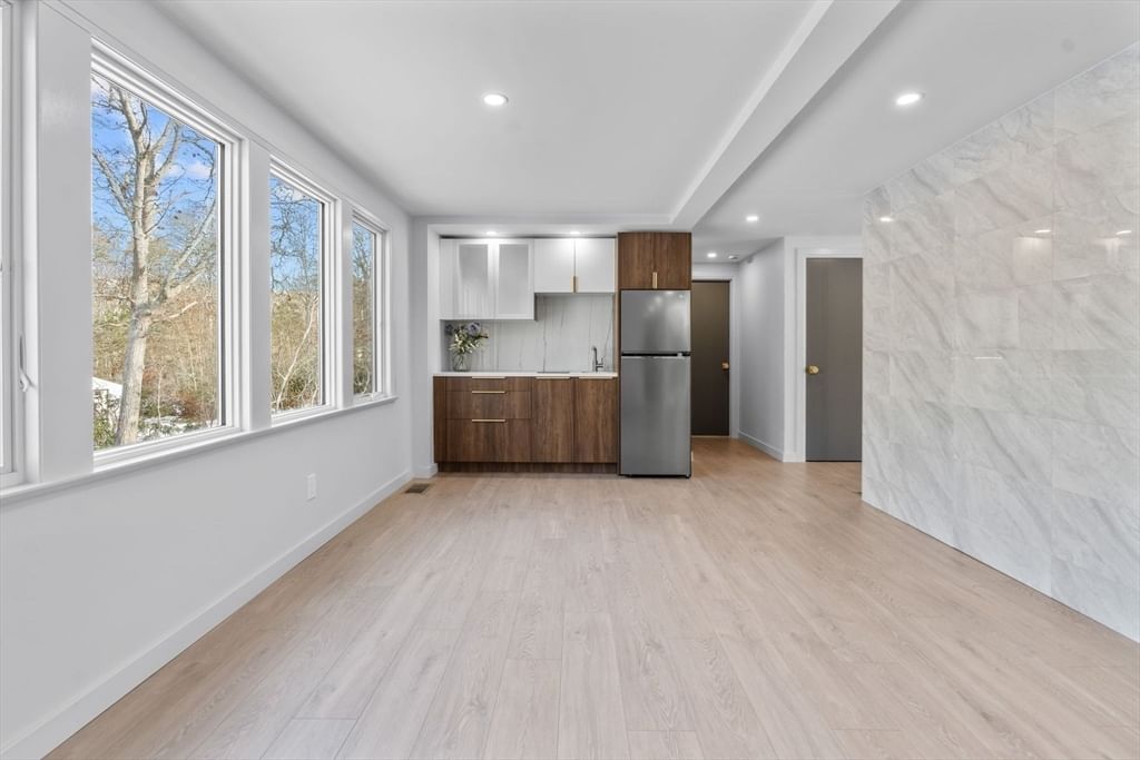 46 Greensward Circle Mashpee — Photo 13 of 42