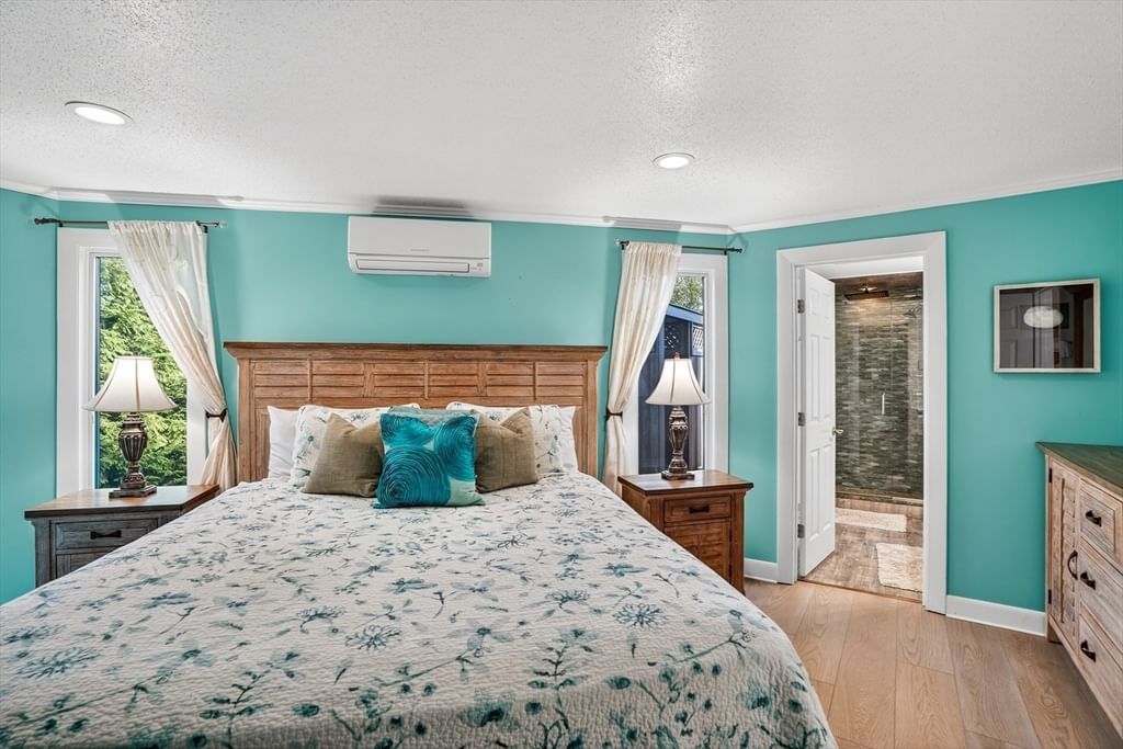 76 Washque Ave Edgartown — Photo 30 of 42