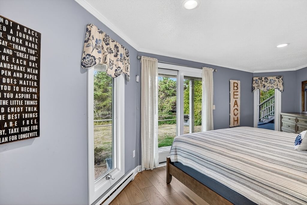 76 Washque Ave Edgartown — Photo 33 of 42