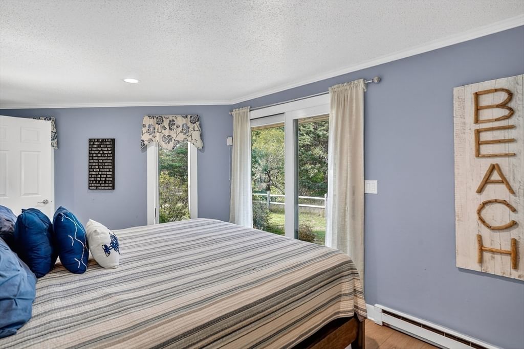 76 Washque Ave Edgartown — Photo 34 of 42