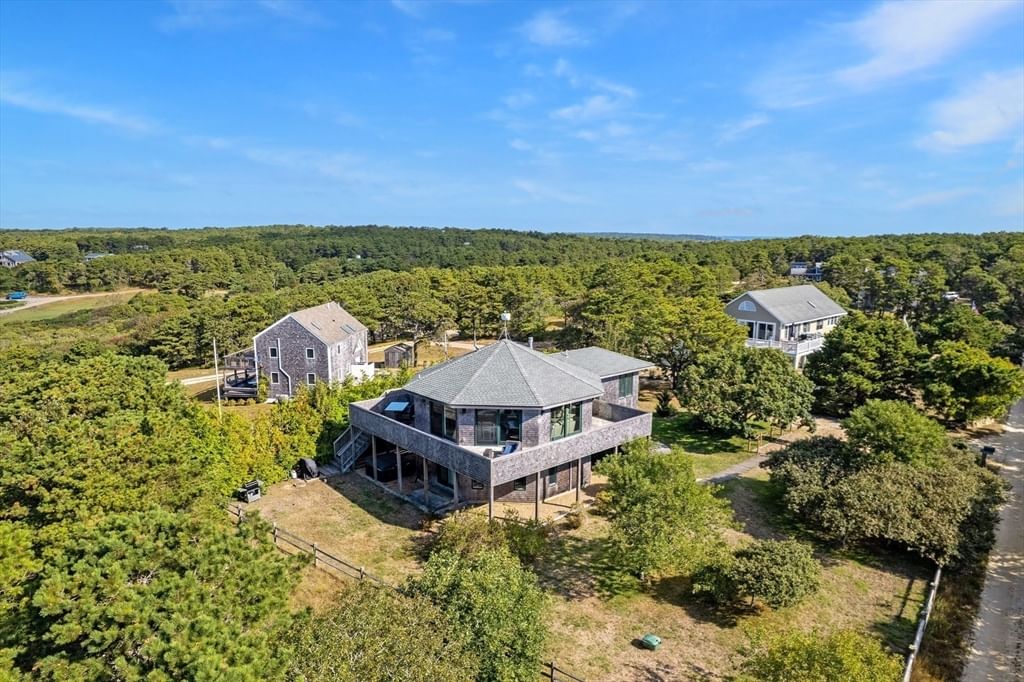 76 Washque Ave Edgartown — Photo 42 of 42