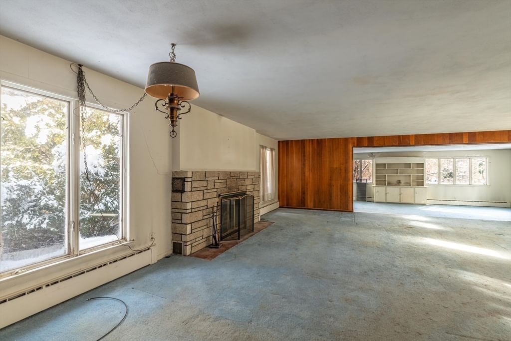7 Christian Ln, Whately, MA 01093 photo 3