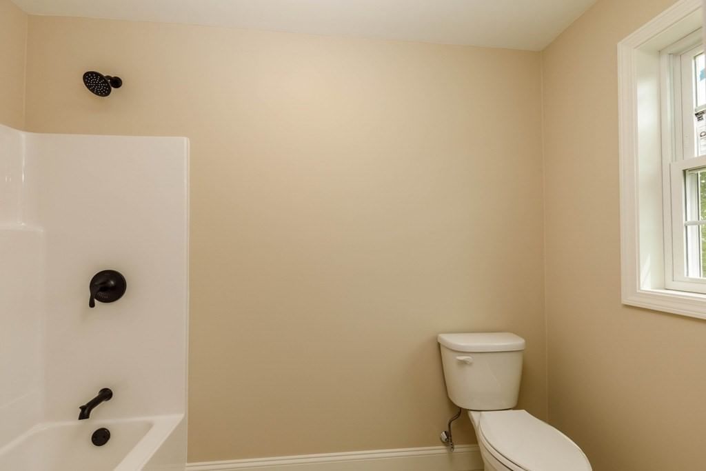 554 Highland Avenue, Phillipston, MA 01331 photo 4