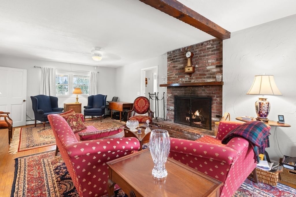 11 Pickman Rd Beverly — Photo 14 of 40