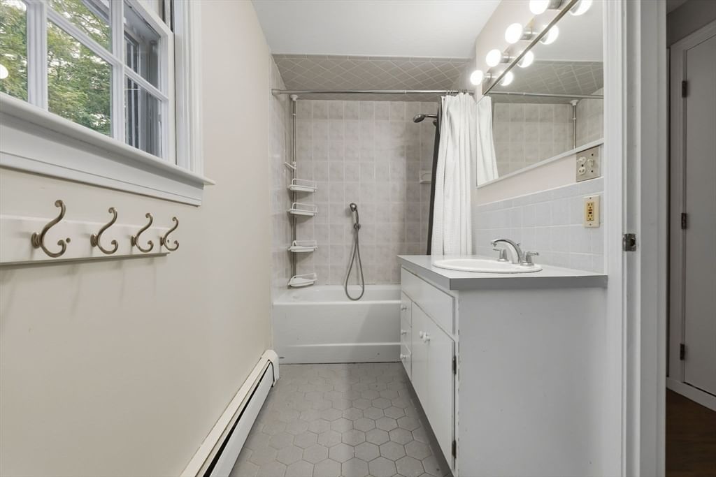 11 Pickman Rd Beverly — Photo 24 of 40